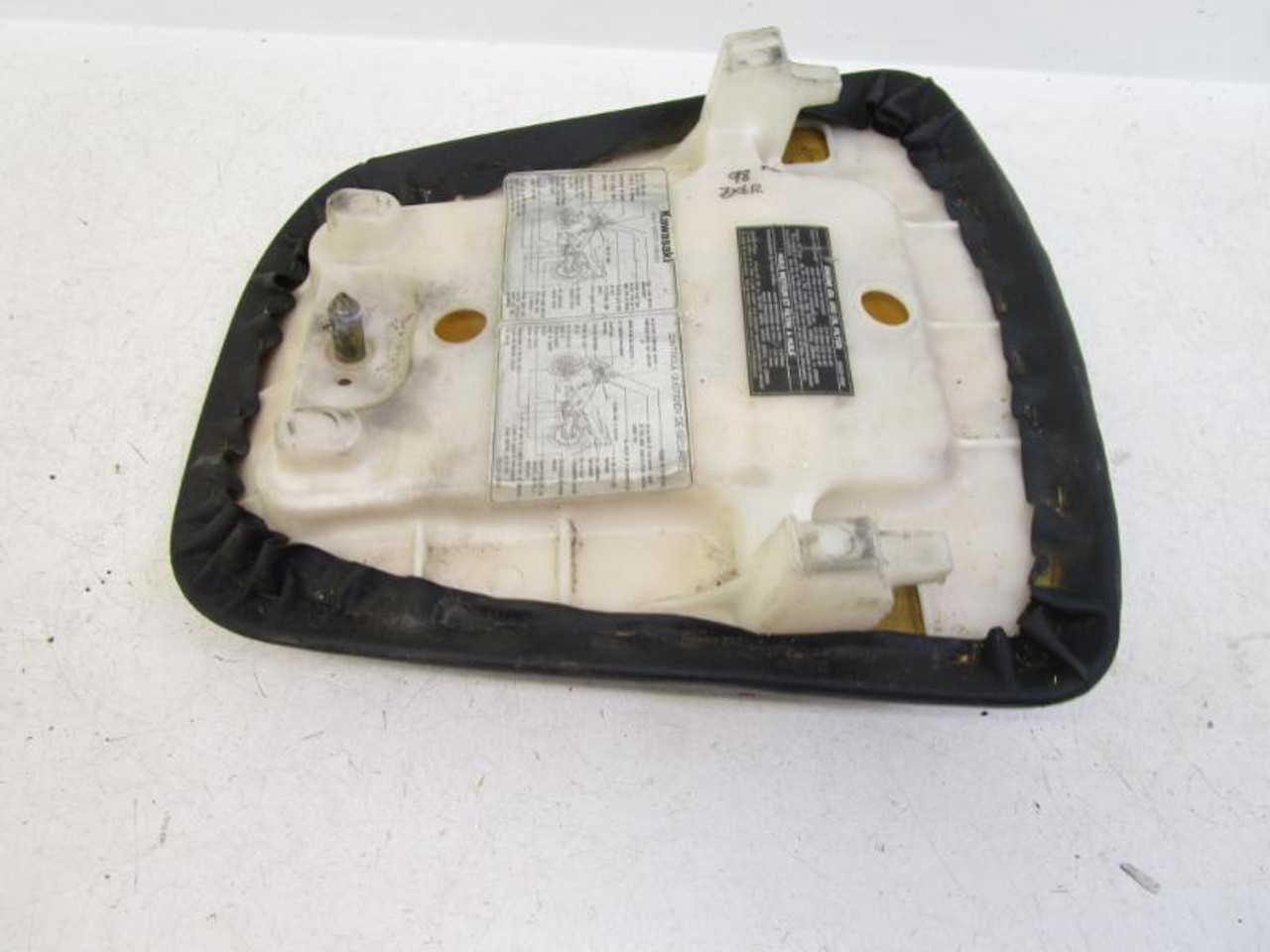 椅子 ANPAN 6/6 1998-2002 Kawasaki ZX6R J Ninja Seat Pan Foam 53001-1866-MA